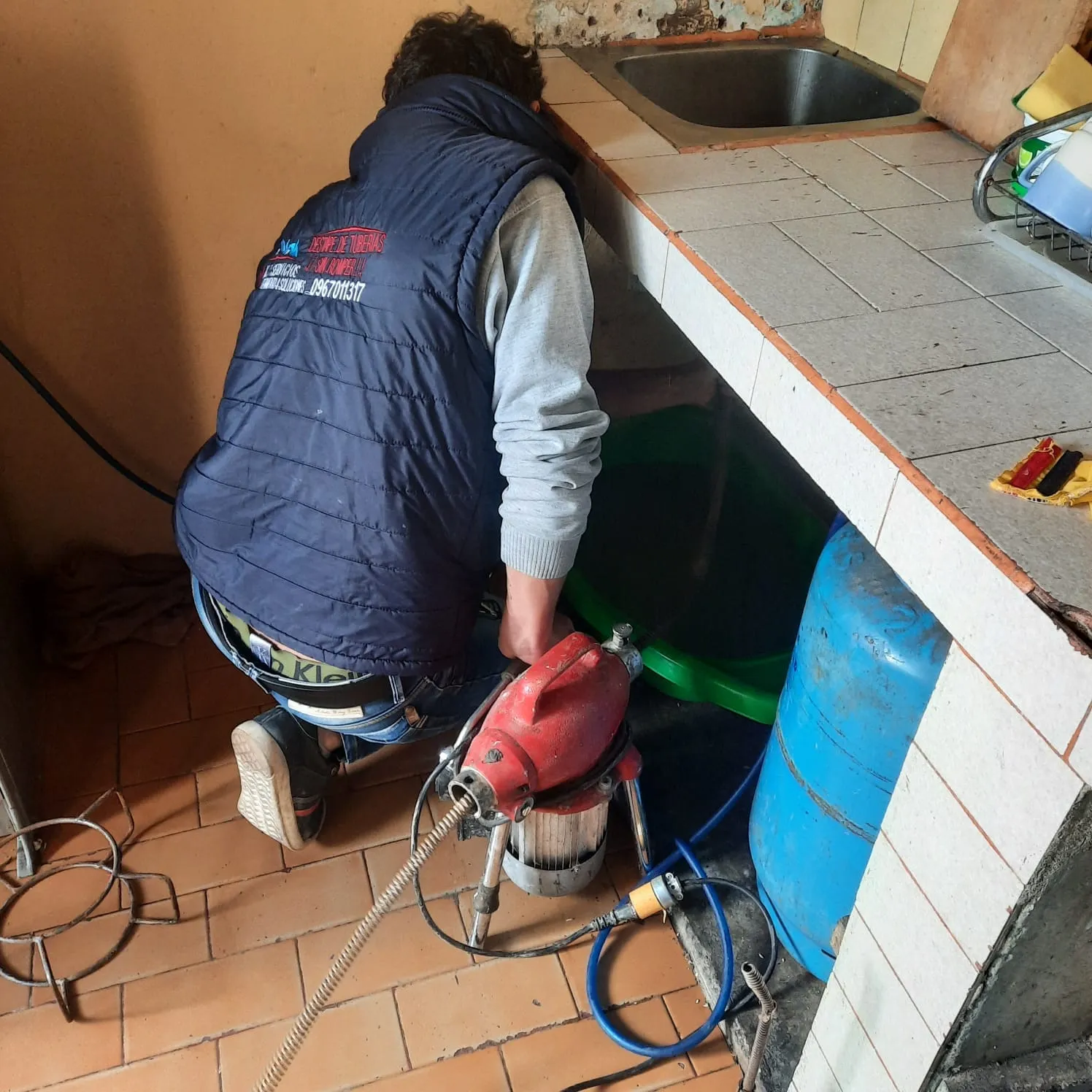 Servicio de Mantenimiento de Tuberías de Lavaplatos