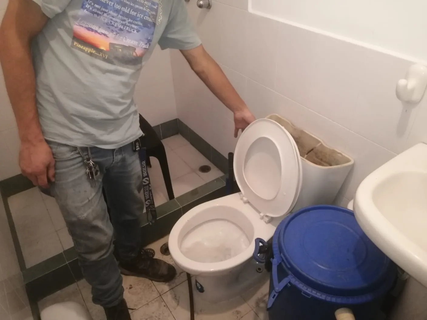 Servicio de Control de Olores en Baños de Habitaciones